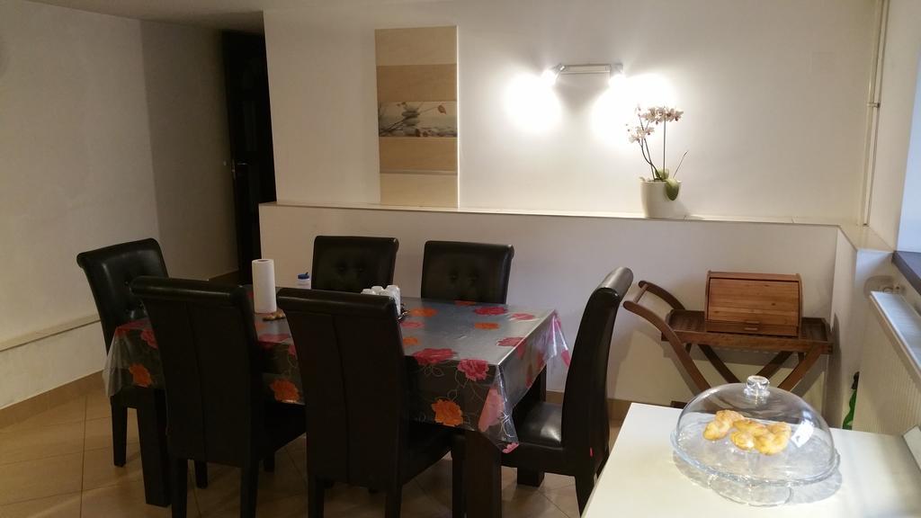 Apartmán Casa Bergwald Rîşnov Exteriér fotografie